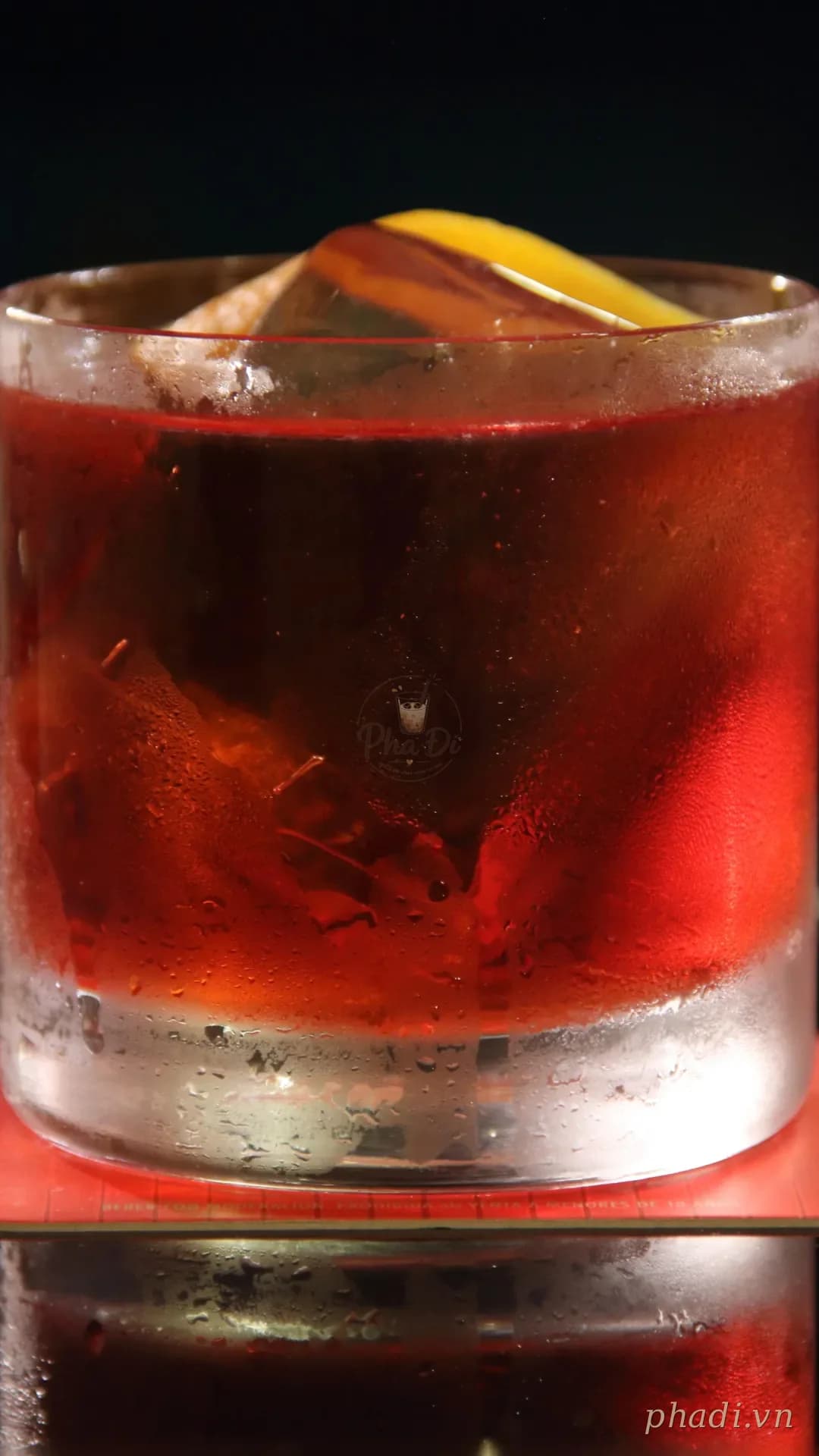 Mocktail Negroni bưởi đỏ