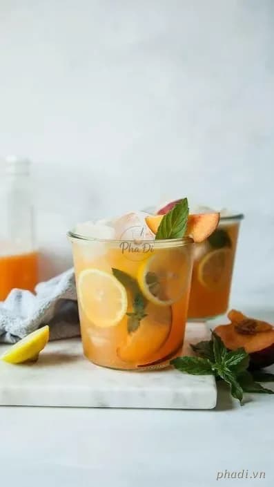 Trà đào cam sả nhà làm